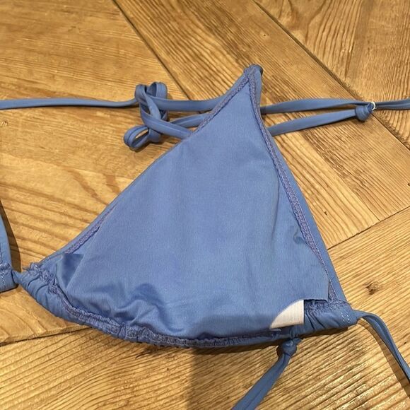 BECCA blue triangle bikini top medium new no tags - Picture 6 of 6